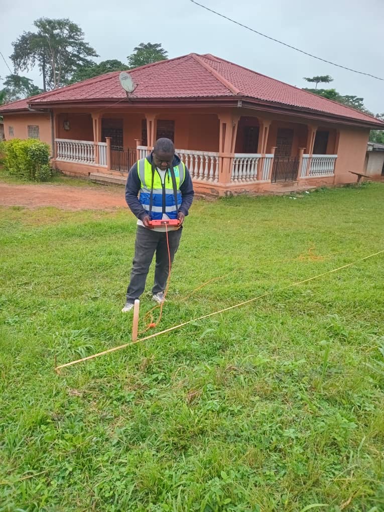 Réalisation JD Forage Tech Cooperation pendant une étude géophysique à Djoum